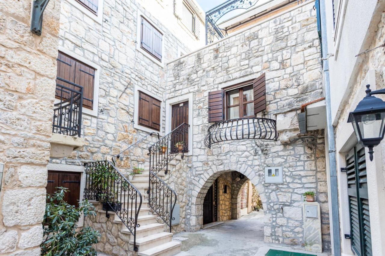 Stone House Srida Apartman Baška Voda Kültér fotó