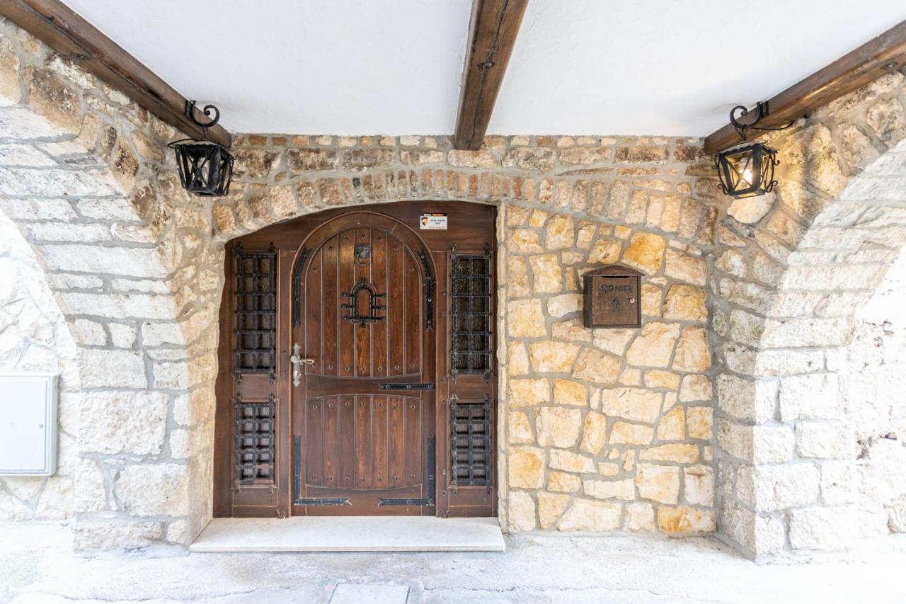 Stone House Srida Apartman Baška Voda Kültér fotó